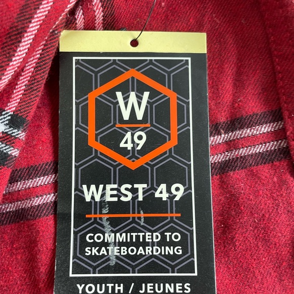 West 49 flannel shirt with attached hoodie. - Picture 6 of 7